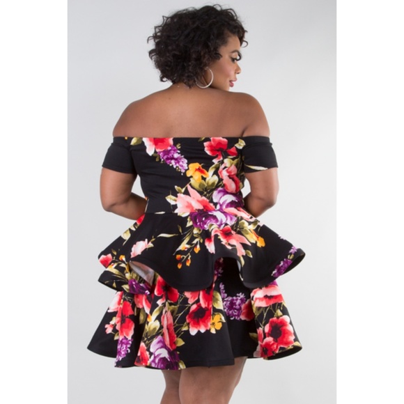 3x off Shoulder Short Sleeve layer Dress - Picture 3 of 6